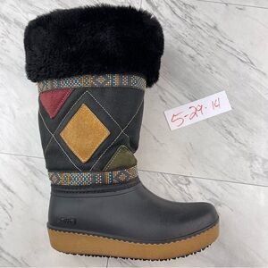 Baffin women’s size 5 insulated winter snow ice  duck fur boots